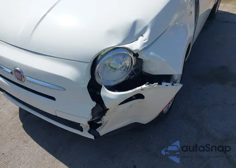 2017 Fiat 500 Pop z USA, uszkodzony, nr VIN 3C3CFFKR2HT700468